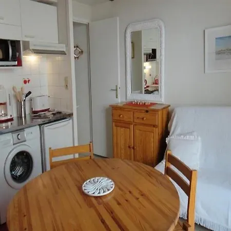 Les Bains 2 Appartement *